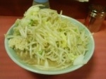 「ヤサイマシマシニンニク」@ラーメン二郎 歌舞伎町店の写真