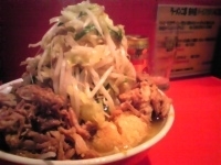 「ブタ入り にんにく野菜」@ラーメン二郎 府中店の写真