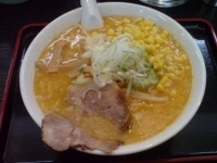 「みそらーめん大盛+コーン」@北海とんこつらーめん 純輝 白井店の写真