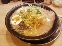 「味玉ねぎラーメン」@博多一幸舎 お台場店の写真