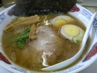 「ラーメン並630円+味玉50円+半ライス130円」@街道や 藤沢店の写真