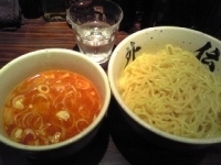 「辛つけ麺中盛あつもり（800円）」@麺屋武蔵 武骨外伝の写真