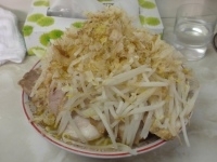 「辰醤油ラーメン+豚」@らーめん 辰屋の写真