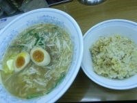 「味噌バタートッピング味玉Bセット」@福しん バス通り店の写真