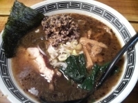 「黒納豆そば」@麺場 浜虎 藤沢店の写真