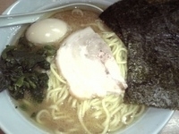 「ラーメン（中）」@横浜ラーメン 武蔵家 日吉店の写真