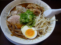 「全部乗せ」@飛騨高山中華そば やまとの写真
