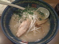 「とん塩ラーメン」@よってこや 恵比寿本店の写真