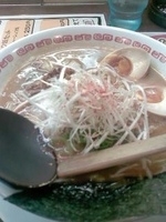 「吟醸味噌半熟玉子入りラーメン」@よってこや 平塚岡崎店の写真