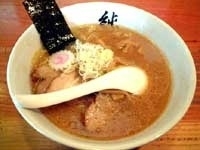「しょうゆラーメン」@熟成らーめん 銀のくらの写真