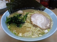 「ラーメン中750円」@壱六家 大船店の写真
