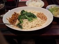 「汁なし坦々麺」@中国家庭料理 楊 池袋店の写真