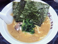 「らーめん」@らぁーめん 吉本家の写真