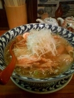 「わんたん鶏塩めん 800円」@武藤製麺所の写真