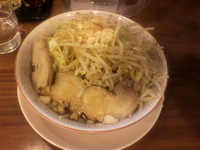 「野郎ラーメン、野菜マシ」@野菜と豚骨と魚介 大ふく屋 八王子店の写真