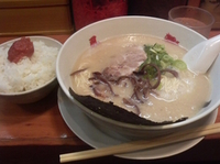 「明太ご飯セット650円+無料替え玉」@とんこつラーメン 博多風龍 渋谷店の写真