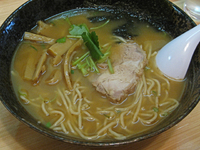 「醤油らーめん 600円」@らーめんひの木の写真