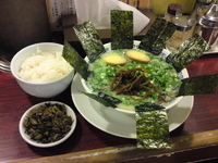 「いっさいがっさい1100円 ごはん（小）100円」@博多まるきんラーメン 中延店の写真