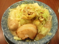 「かちもりらーめん 味玉」@ぶぶか 川越店の写真