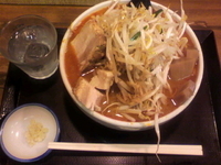 「辛味噌ラーメン （￥750）大盛（￥100）」@味噌麺処 花道庵の写真