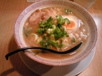 「ラーメン 鶏豚骨」@はなふくの写真
