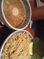 「濃厚辛つけ麺850 大盛レモン味玉」@逸品堂の写真