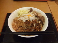 「まぜそば」@ジャンクガレッジ イオンレイクタウンmori店の写真