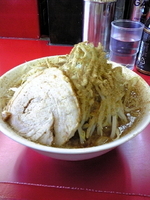 「ラーメン小 （300g） 700円 + 魚粉」@ドン-キタモトの写真