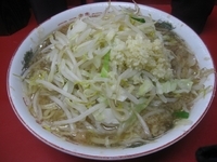 「小ラーメン（ヤサイマシ・ニンニクマシ）」@ラーメン二郎 京急川崎店の写真