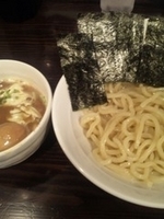 「剛味玉つけ麺（海苔トッピング）」@日の出らーめん 千種分店の写真