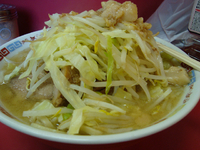 「小豚ダブル」@ラーメン二郎 ひばりヶ丘駅前店の写真