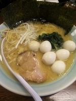 「ラーメン（味噌・うずら玉子増し）」@爛々亭の写真