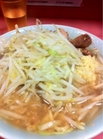 「ラーメン（ヤサイニンニク）」@ラーメン二郎 歌舞伎町店の写真