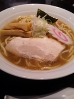 「らーめん（中盛り）【780円】」@三ツ矢堂製麺 大森店の写真