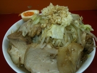 「ラーメン[中 300g]（700円）+豚（250円）+野菜増し、」@モッコリ豚の写真