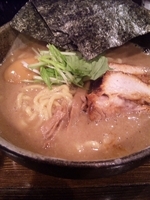 「特製中華そば【950円】」@中華そば 椿 蒲田店の写真