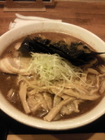 「中華そば大盛（太麺/油抜き） 800円+のり100円+メンマ15」@くりの木 加須店の写真