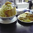 坦々麺 中盛 野菜ちょい増し バカ豚3つ