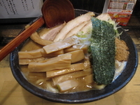 「濃厚狼煙ラーメン大盛+半肉増し+メンマ増し」@狼煙 〜NOROSHI〜の写真