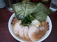 「チャーシューメン」@横浜ラーメン 町田家 新宿南口店の写真