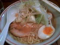 「特製醤油850円+キャベツ増し100円」@井之上屋の写真