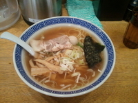 「淡麗煮干中華そば」@麺奏ハモニカの写真