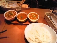 「バイキング」@インド料理 どっと混む！の写真