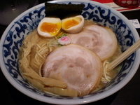 「豚骨魚介 東京駅らー麺 980円」@東京駅 斑鳩の写真