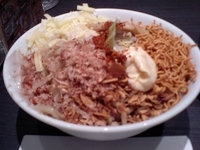 「特製まぜそば大盛」@ジャンクガレッジ 東京ラーメンストリートの写真