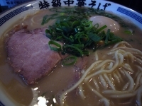 「飛魚出汁特級中華そば・味玉付き【チャリティー限定】（1000円）」@特級中華そば 凪 西新宿店の写真