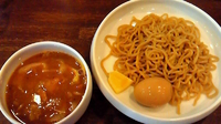 「つけ麺（麺少なめ）【800円】」@づゅる麺 AOYAMAの写真
