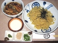 「石臼挽きざるらーめん 850円」@与ろゐ屋の写真