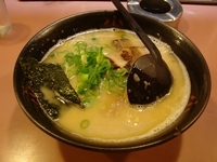 「九州とんこつらーめん」@らー麺スミイチ 大阪和泉店の写真
