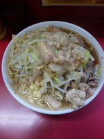 「小ラーメン ヤサイアブラニンニク少し【700円】」@ラーメン二郎 上野毛店の写真